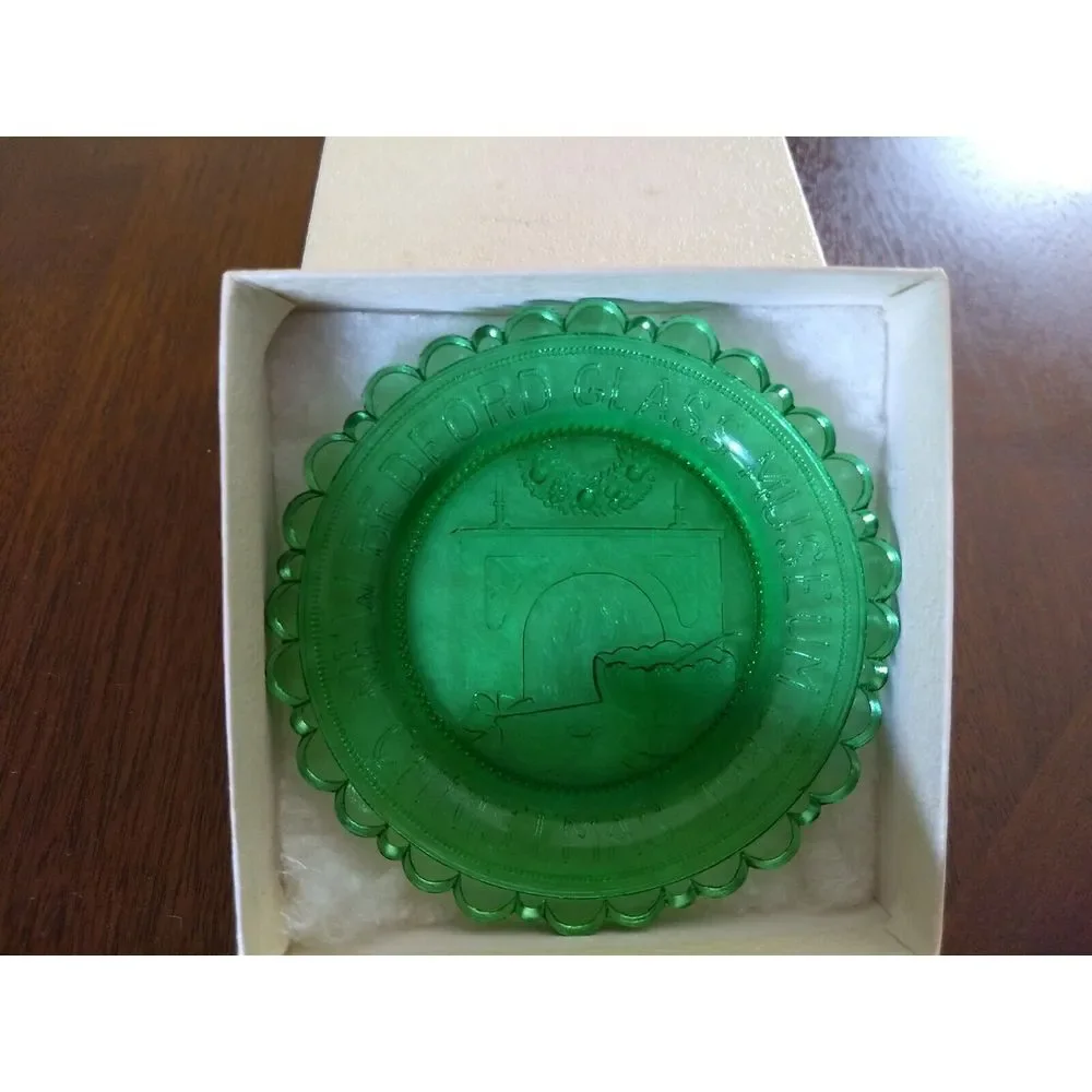 Pairpoint CHRISTMAS RODMAN PARLOR FIREPLACE 1982 New Bedford‎ Museum Cup Plate